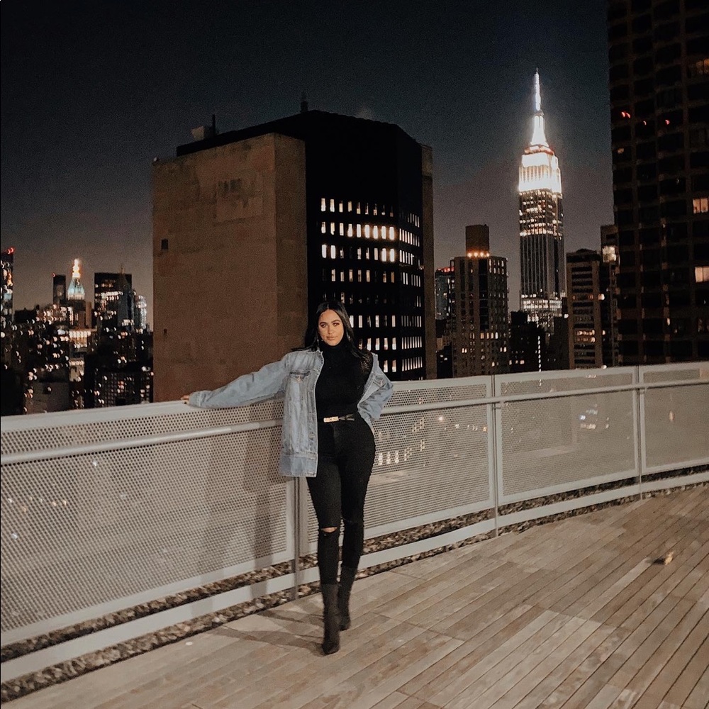 Meet your Posher, Nicole